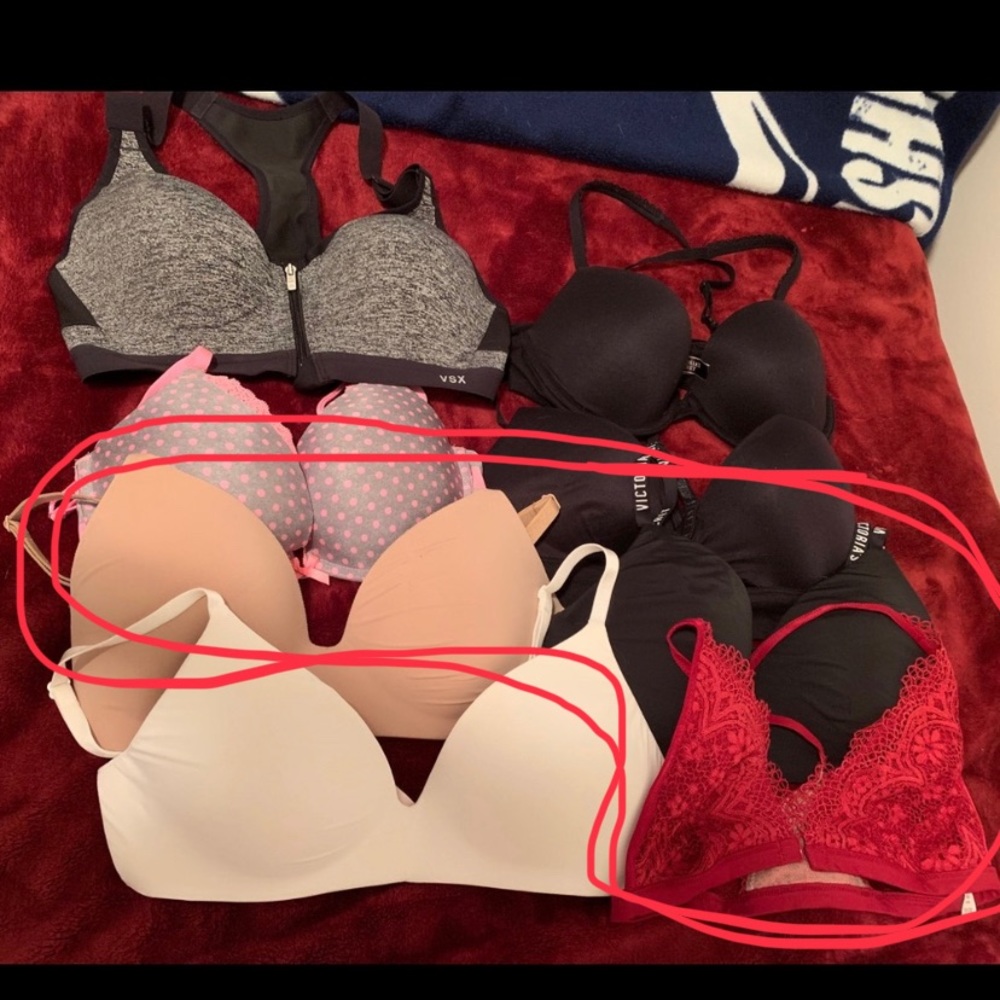 3 VS Bras